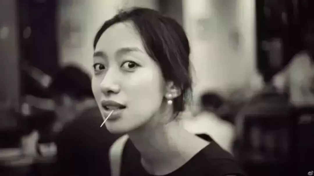 从不婚主义到两月闪婚,这对明星夫妻到底是什么神仙眷侣呀|黄觉|麦子