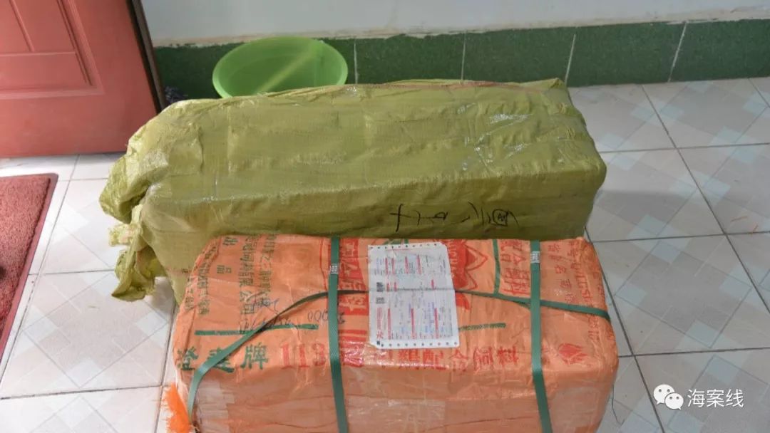 快递包裹中暗藏枪支配件!防城港破获特大网络贩枪案