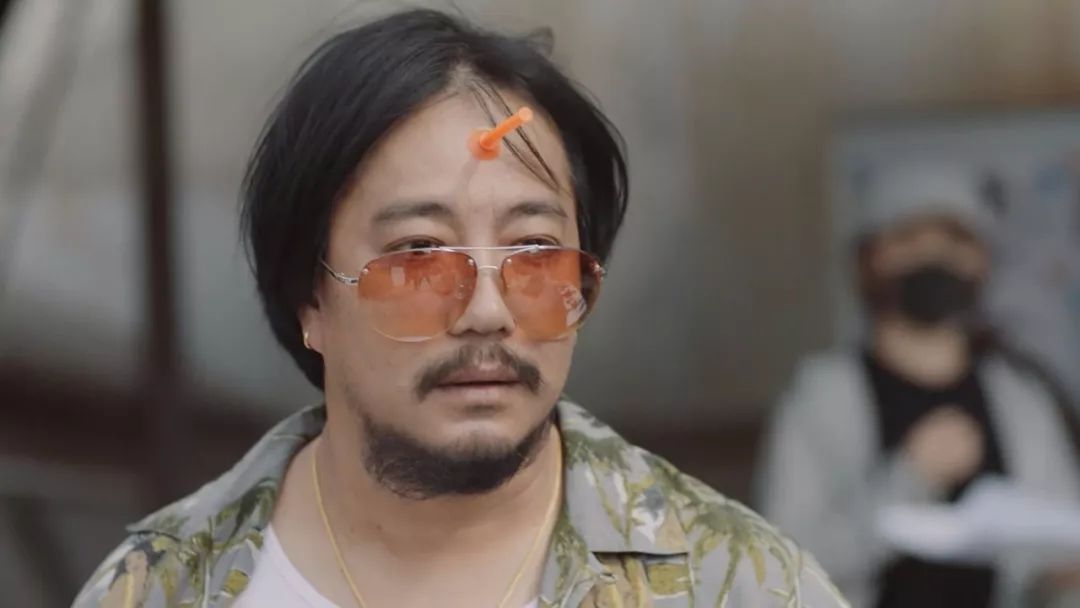 同时遇上两个甲方,即使是脑洞清奇的泰国导演也奔溃了!