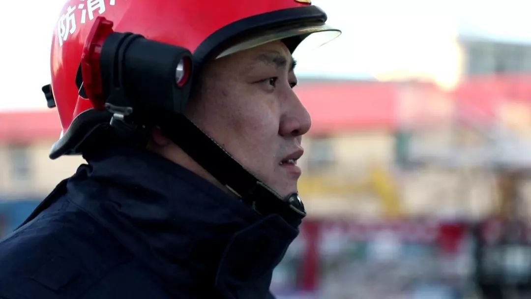 奋斗在新时代:张大鹏——百炼成钢 守一方平安|平安|张大鹏|消防_新浪