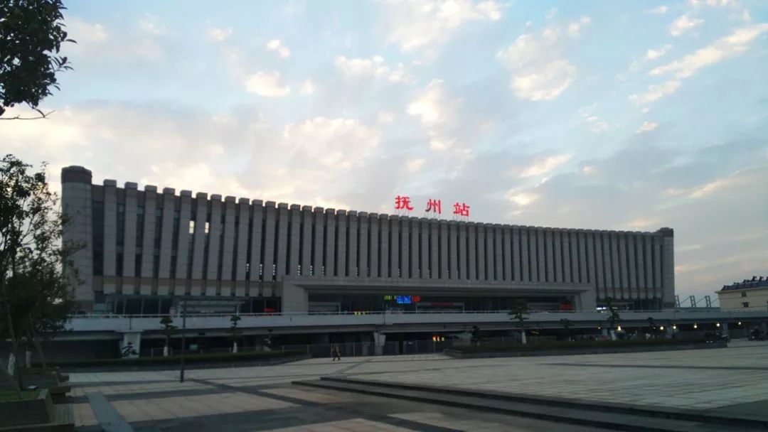 本月31日起多趟加开动车经停抚州火车站