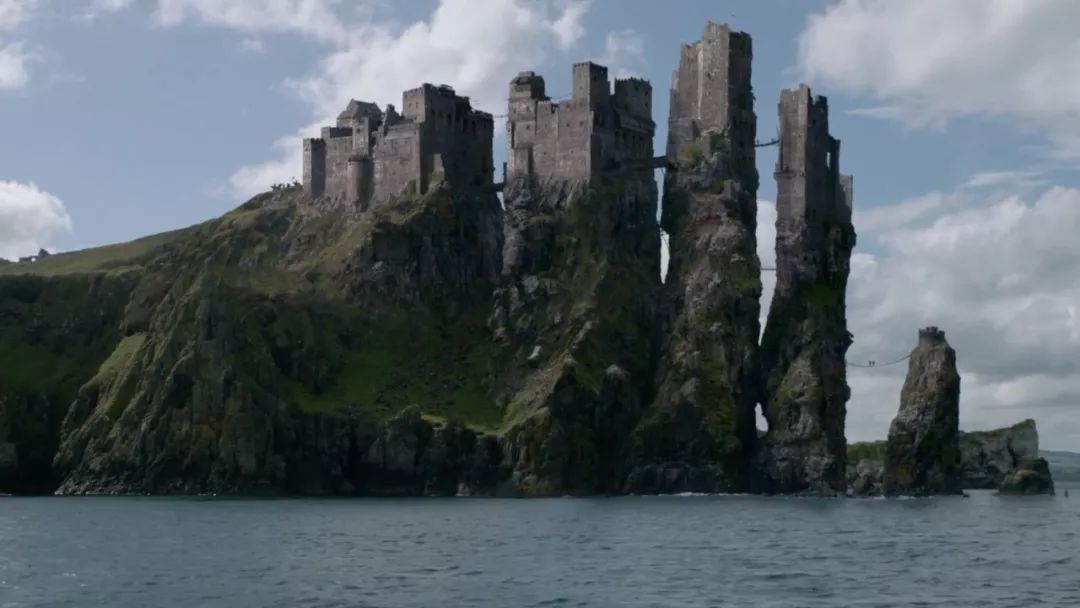 派克岛是位于维斯特洛大陆西海岸铁群岛中的大型岛屿之一.