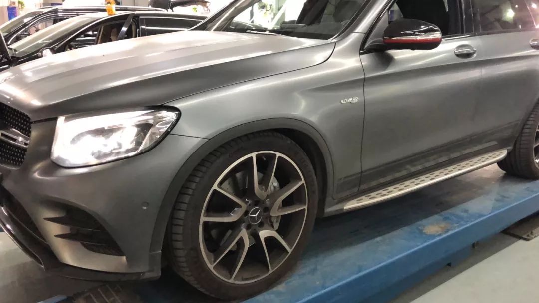 科普贴！标配的空气悬挂，你知道是什么吗？