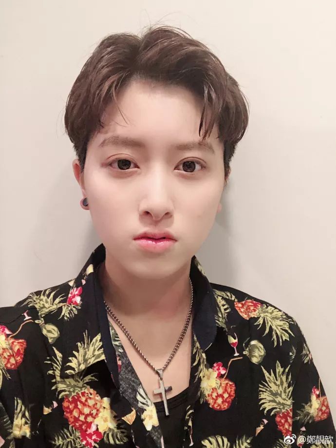 她的颜值这次我get到了!|郑靓歆|落跑甜心|出柜_新浪新闻