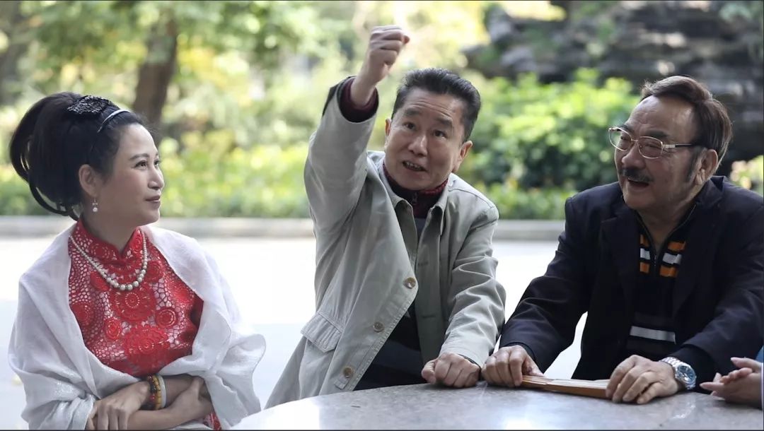 何笃忠,卢海潮,叶幼琪,李池湘,卢俊宇报团游广州,为争c位大打出手?