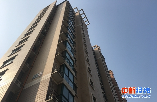 购房新政:各地人才购房新政停不下来:百万补贴“抢人” 资料图:楼市。中新经纬 张猛摄