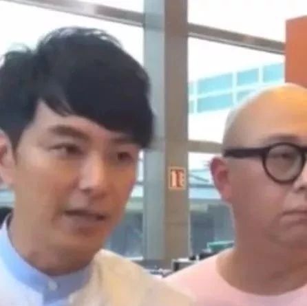 《美女厨房》袁咏仪做菜,黄秋生张家辉在一旁