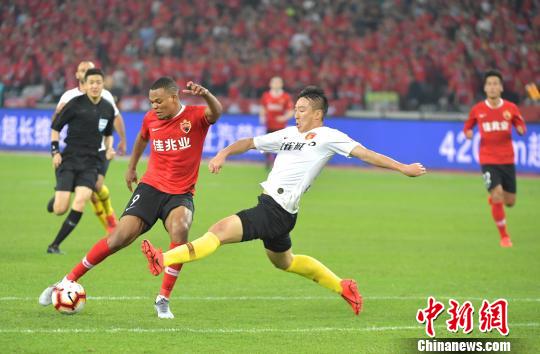 2019年足球中超联赛揭幕战深足3:1胜河北|深足