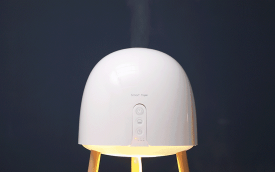 如果你不需要开灯的话,轻触一下开关键,就可以关闭灯光了,需要开启时