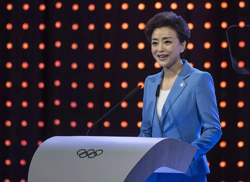 2015年7月31日,北京冬奥申委总策法务部负责人杨澜进行陈述.
