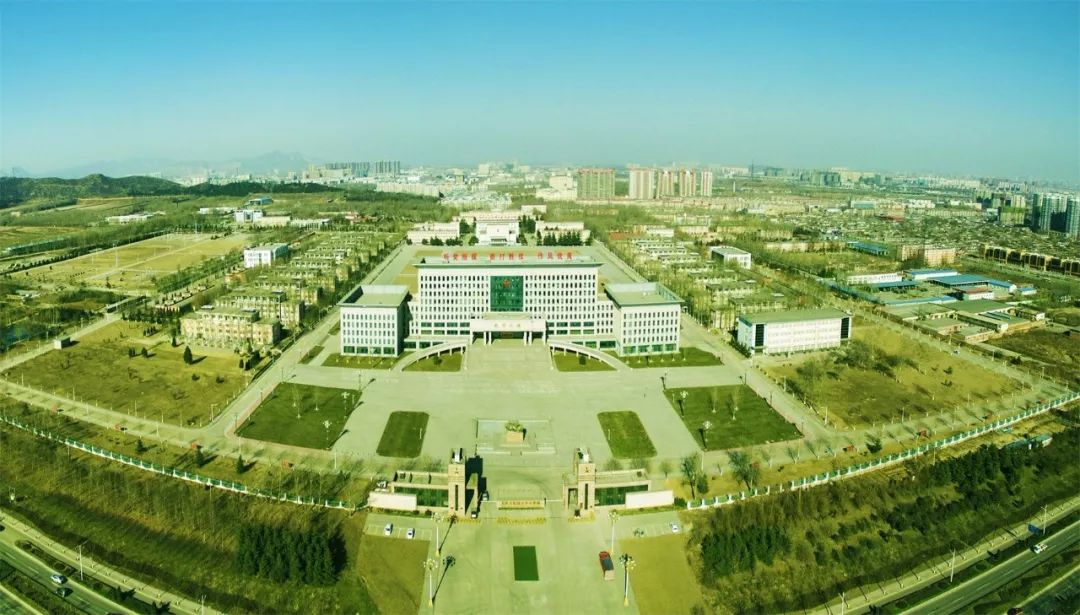 答:陆军步兵学院由原南昌陆军学院,石家庄机械