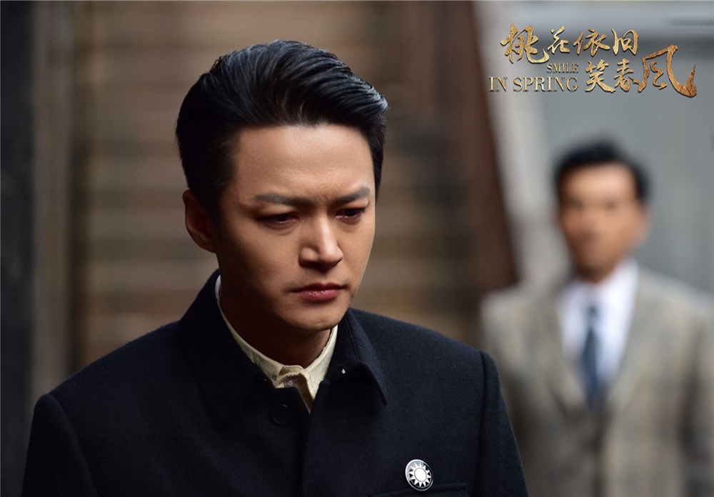 近日,由郑国霖搭档苗圃,陈龙主演的电视剧《桃花依旧笑春风》正在火热