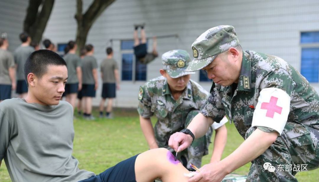 谢谢你们军医同志