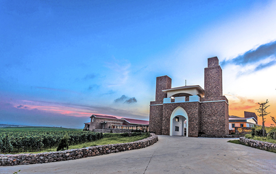 正文       莱西九顶庄园