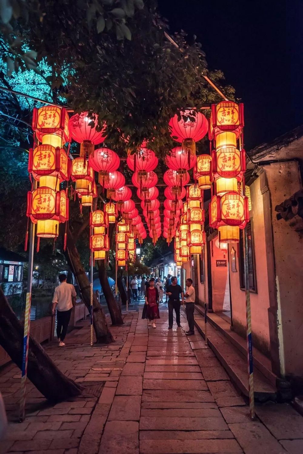 唯美浪漫的中秋灯会你pick哪一场