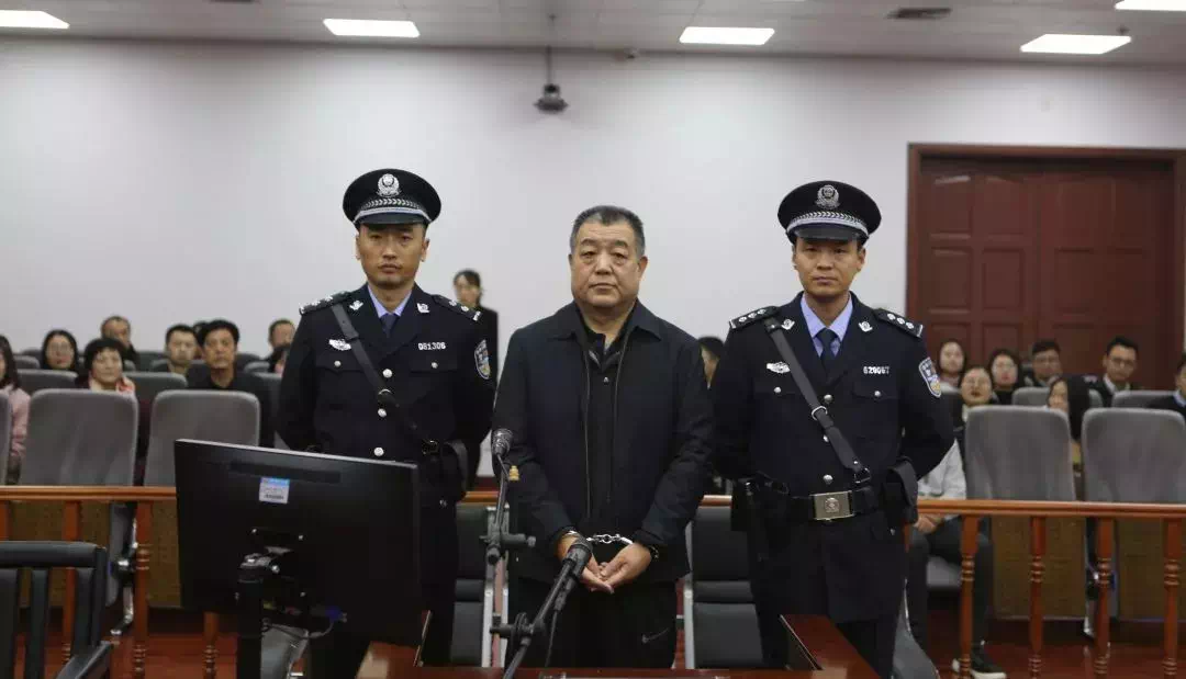 12月29日,戴炳隆一审被处判有期徒刑11年。 兰州中院供图