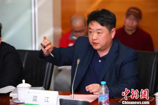 南京大学哲学系蓝江教授 寄于文 摄上海大学哲学系