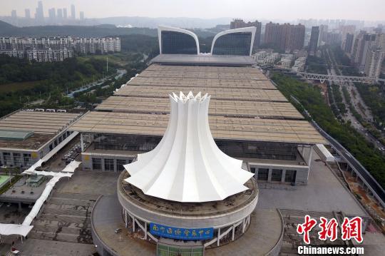 中国—东盟博览会会址建筑像"翅膀"振翅高飞