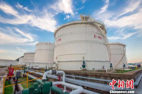 14%)国际事业(香港)有限公司储存于浙江舟山的中化兴中岙山油库,由