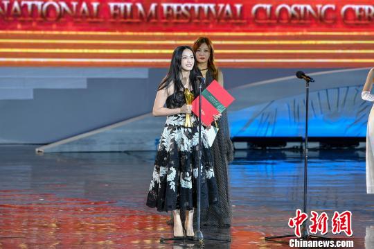 海南岛电影节三亚闭幕 《我不是药神》获多项