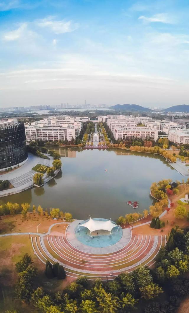 徐州最美的大学校园中国矿业大学借你一点颜色入冬可好