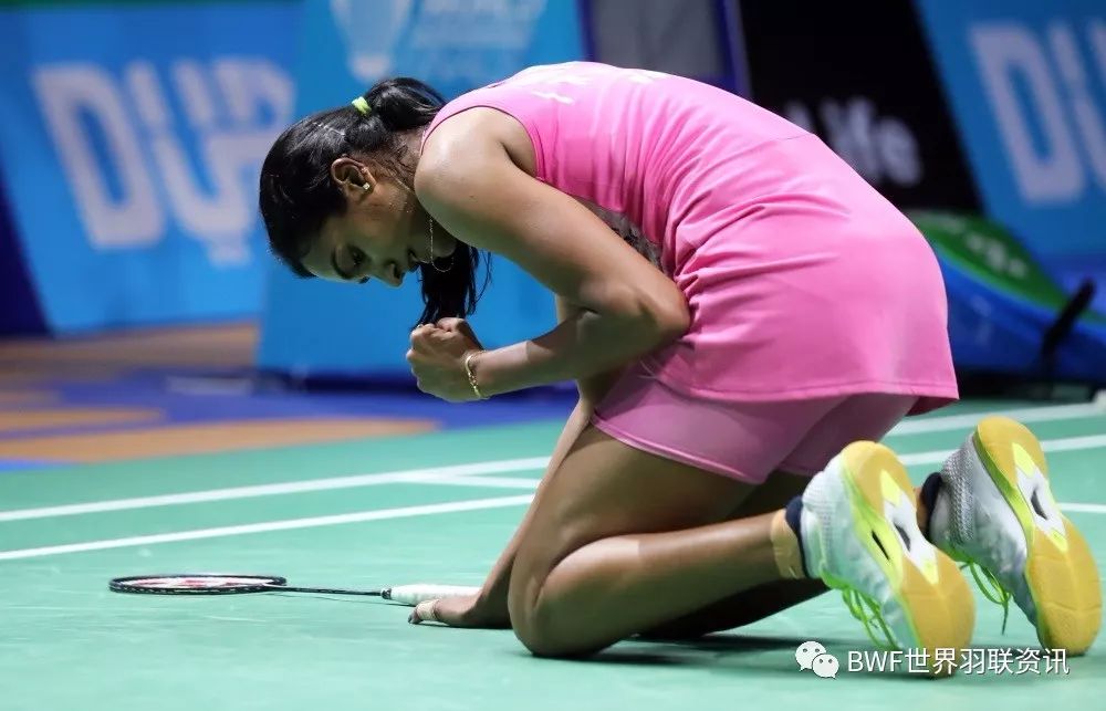 单打:安赛龙击败李宗伟成功卫冕 辛德胡又倒在多拍激战中