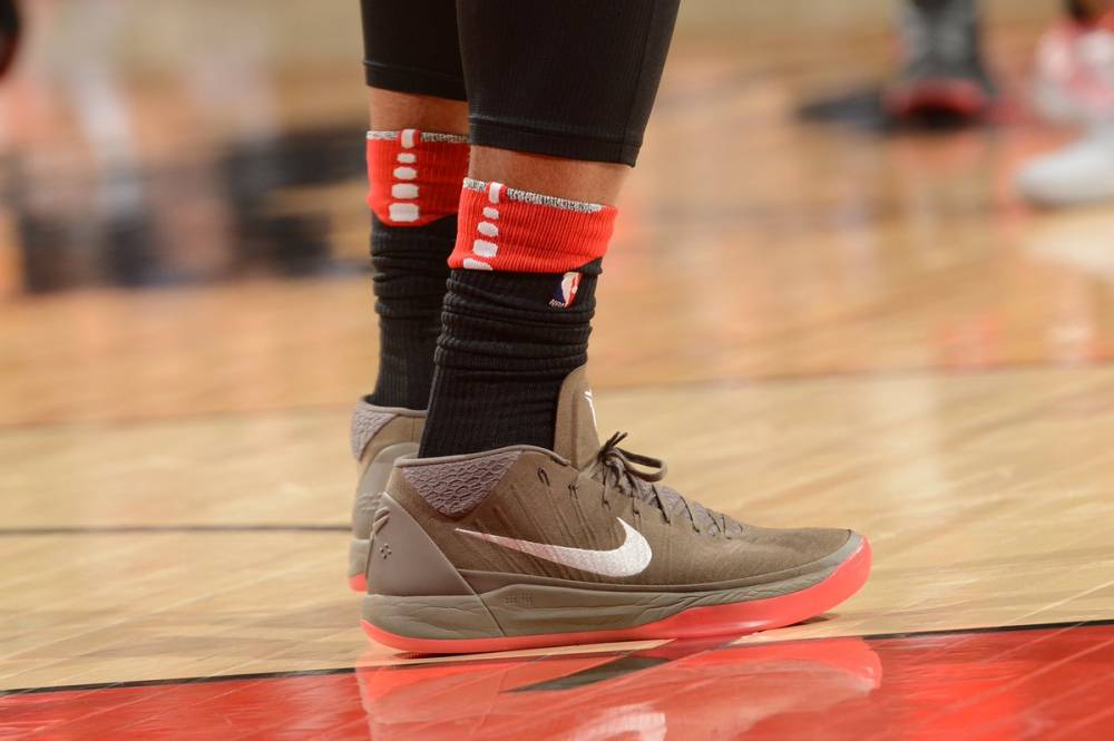 猛龙 德罗赞 nike kobe a.d.