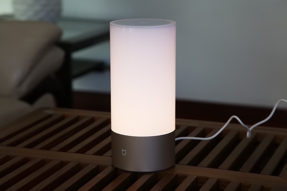 1600万种灯光颜色伴你安眠 米家床头灯开箱