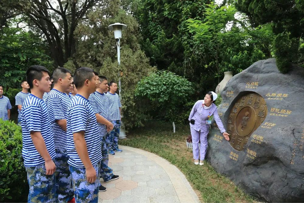 要不是看了这部微电影,我都不知道咱水兵的疗养院这么暖