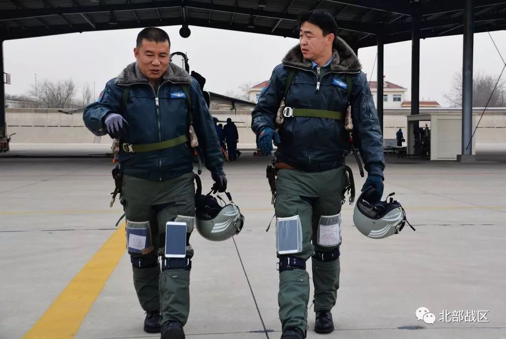 飞豹出击北部战区空军某旅紧贴实战组织突防突击战场目标训练的n个