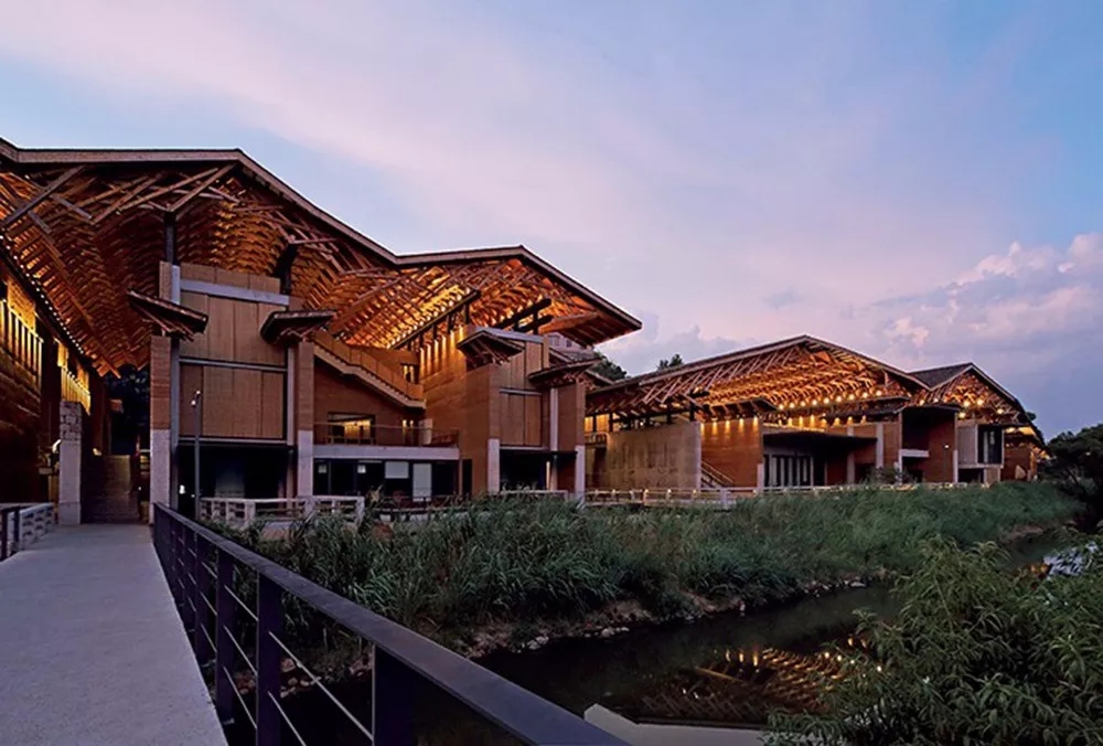 去苏杭不去天堂建筑狗请好好活