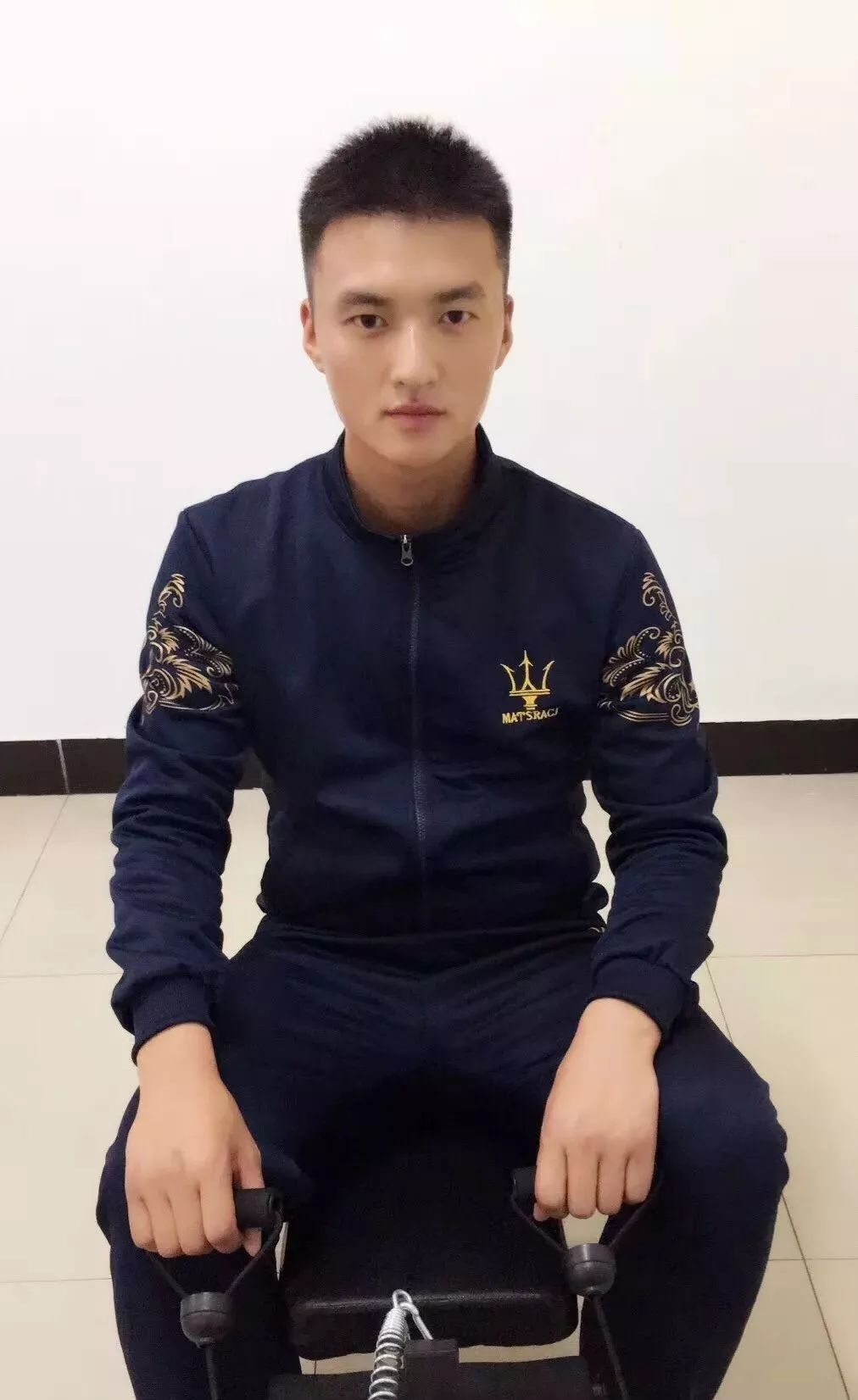 新春福利!高颜值兵哥哥军便装对比照大放送,速收藏