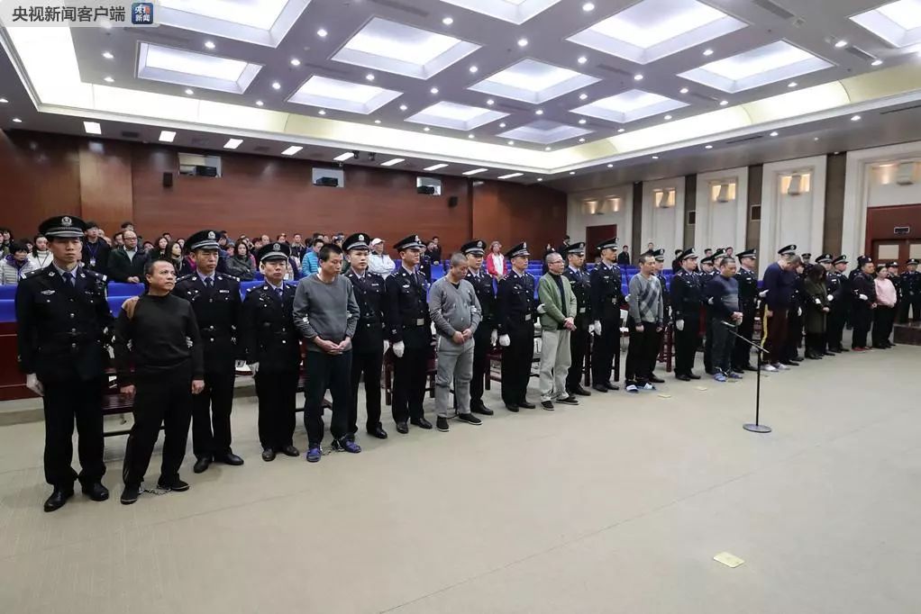 广东宣判一批"黑社会"成员 一主犯二审被判死缓