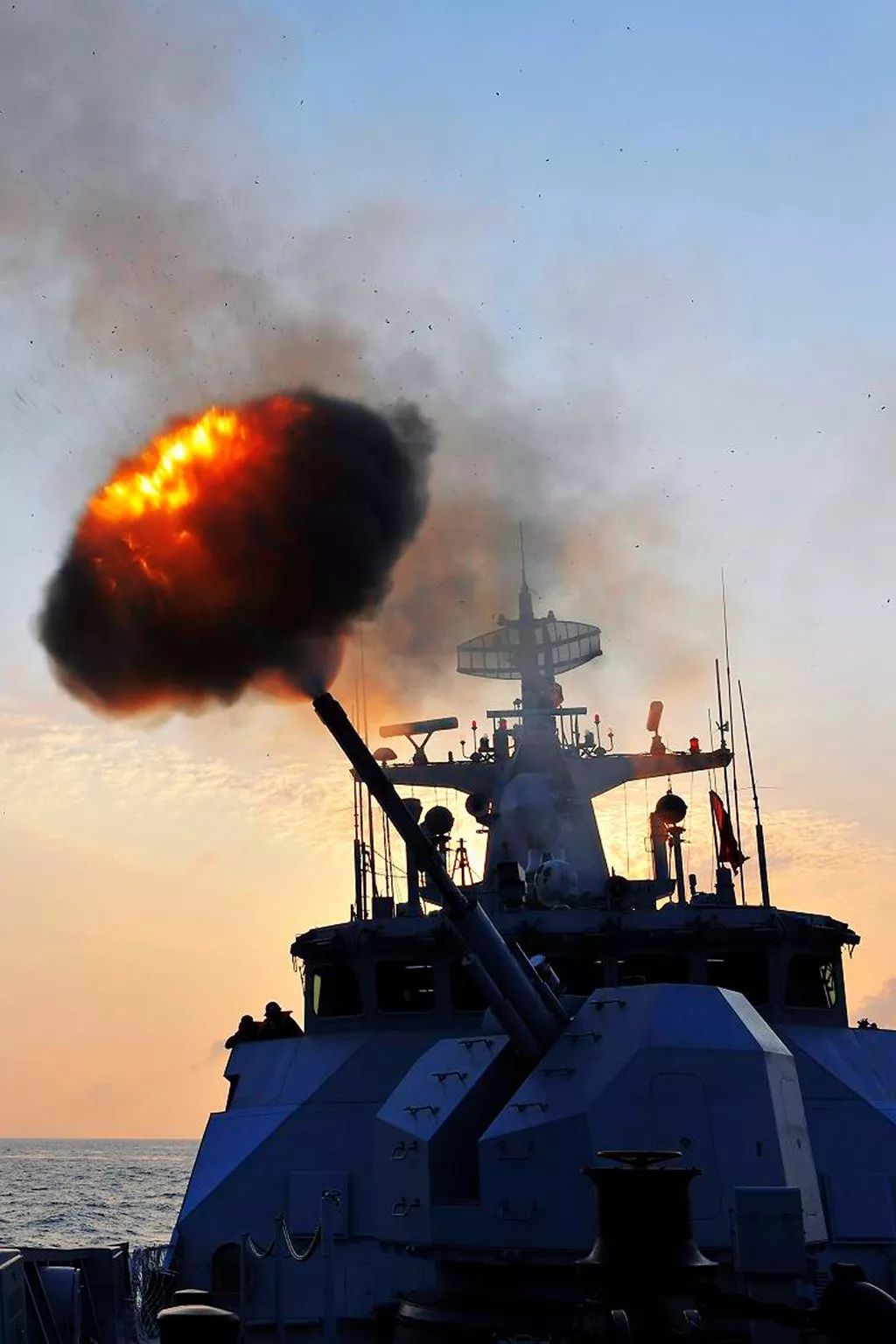 乌海舰入列是时候为056刷一波屏了