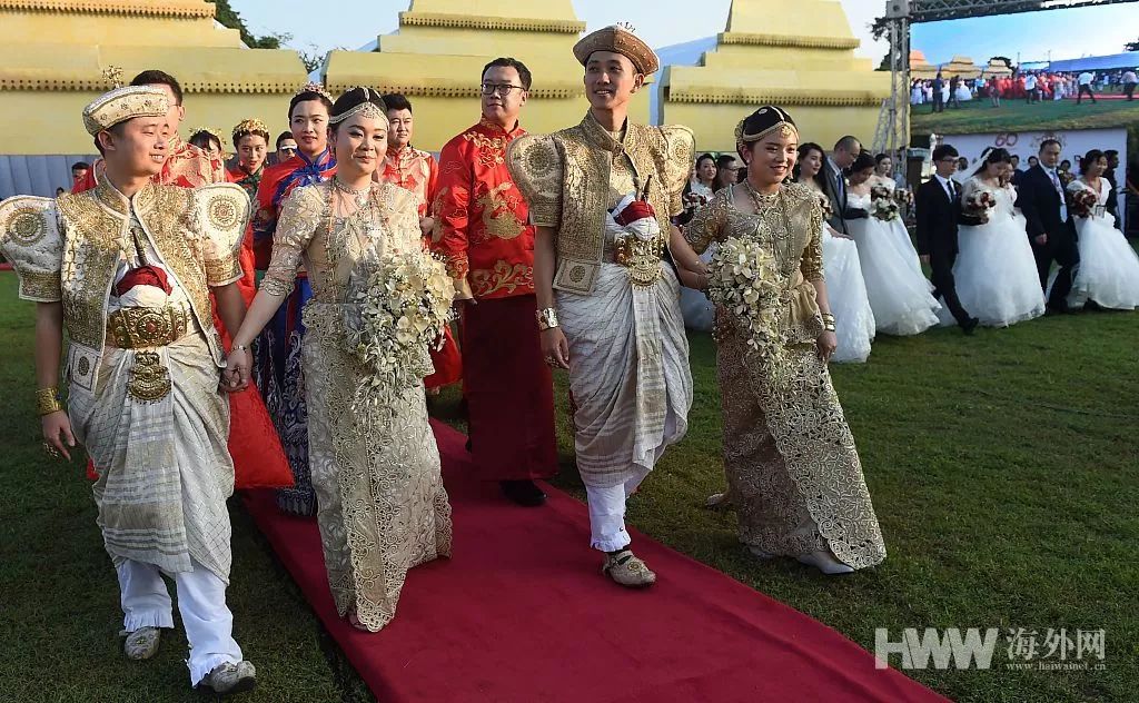 50对中国新人斯里兰卡办婚礼总理发结婚证