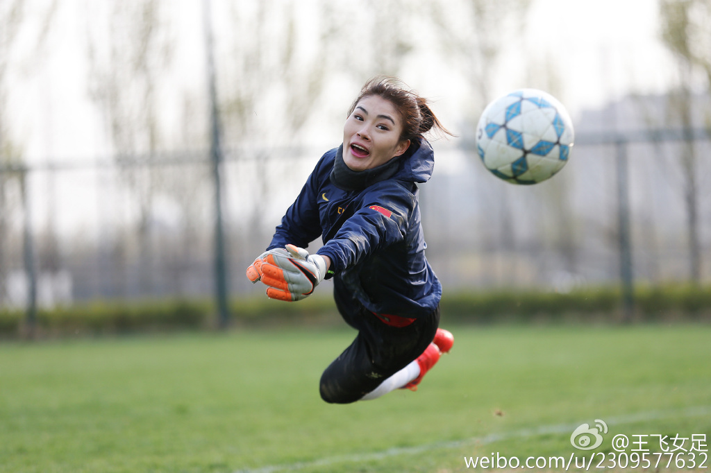 王飞:感谢布鲁诺,要借助拜仁这个平台展现自我