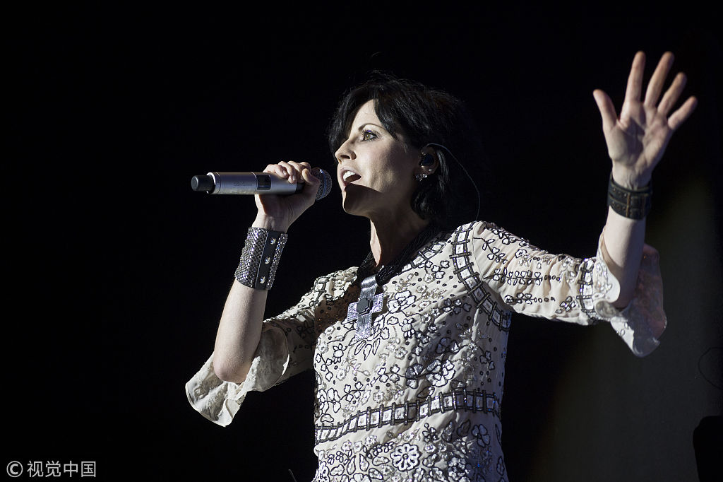 "王菲偶像"小红莓乐队主唱桃乐丝去世 爱尔兰总统悼念,高晓松发文缅怀