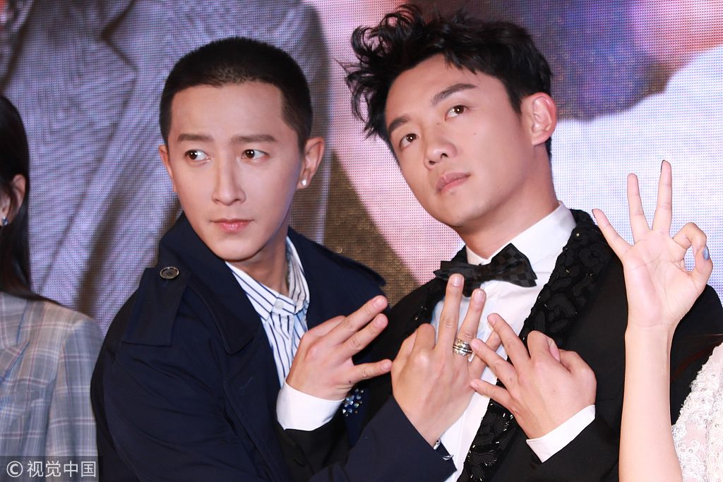 郑恺韩庚基情热吻"暧昧摸胸 自创金句"活儿好看"言语大胆