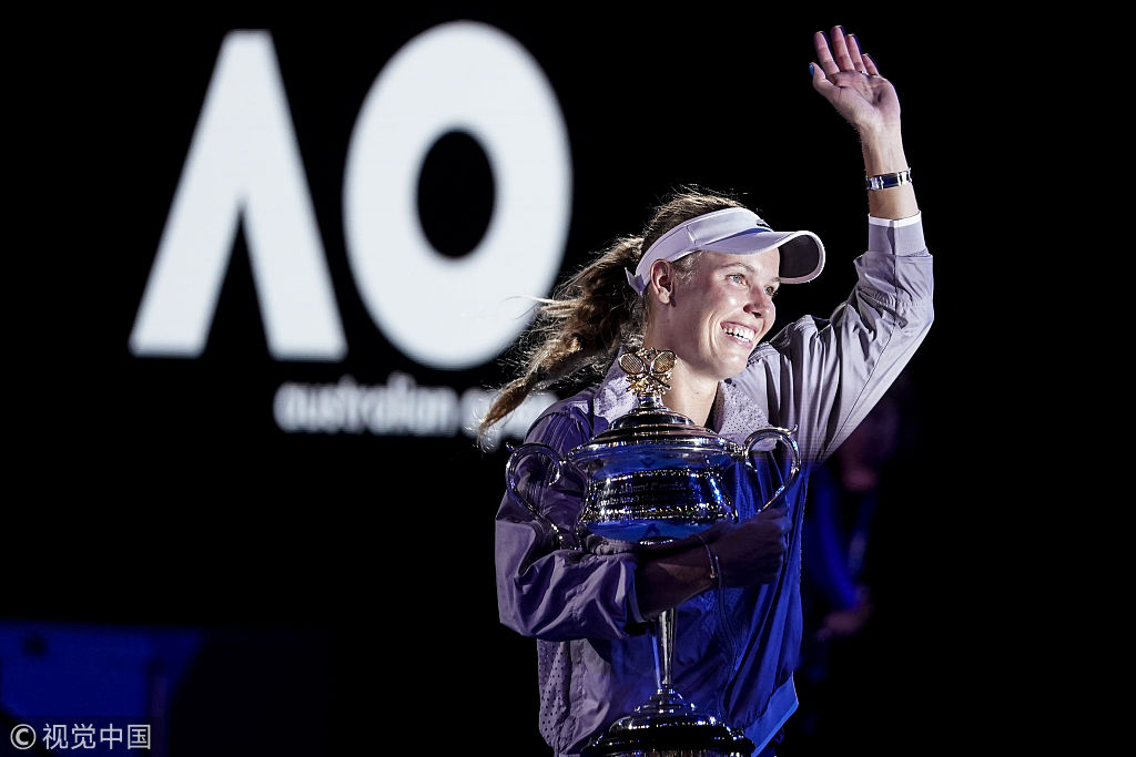 2018澳网女单决赛:颁奖典礼举行 沃兹生涯首夺