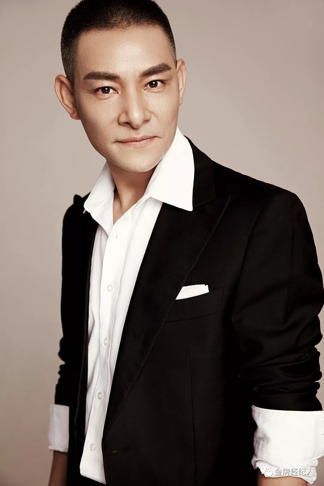 被徐克,姜文钦点,与周润发,吴秀波飚戏,这样的杜奕衡怎会让大家失望?