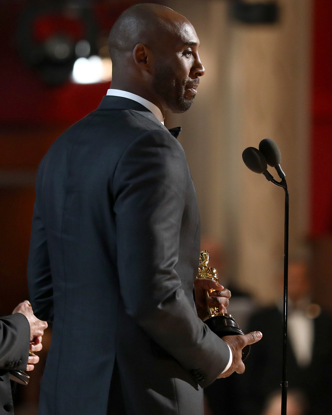 科比进入全新领域!荣获奥斯卡最佳动画短片奖!