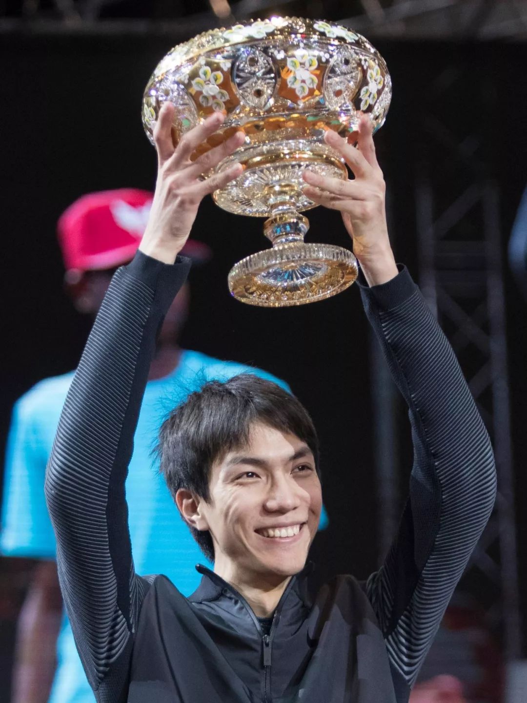 击败世界冠军,他要带老婆回家过年