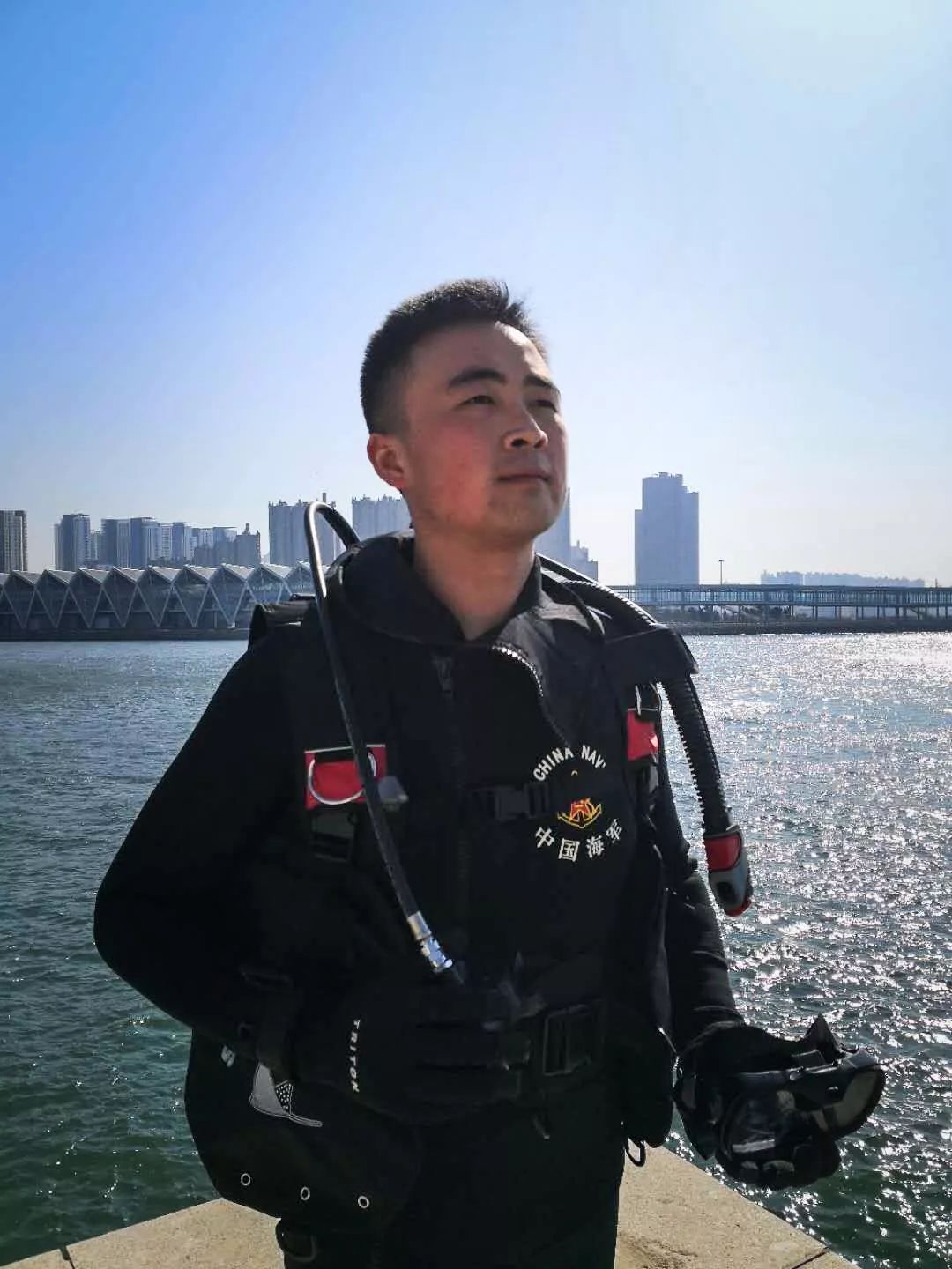 14「朱明轩」 籍贯 |辽宁营口  爱好| 唱歌 旅游 >军装 15「李肇基」