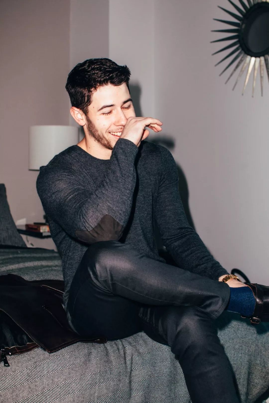 买买买nickjonas代言男士香水一起闻着他的味道入睡