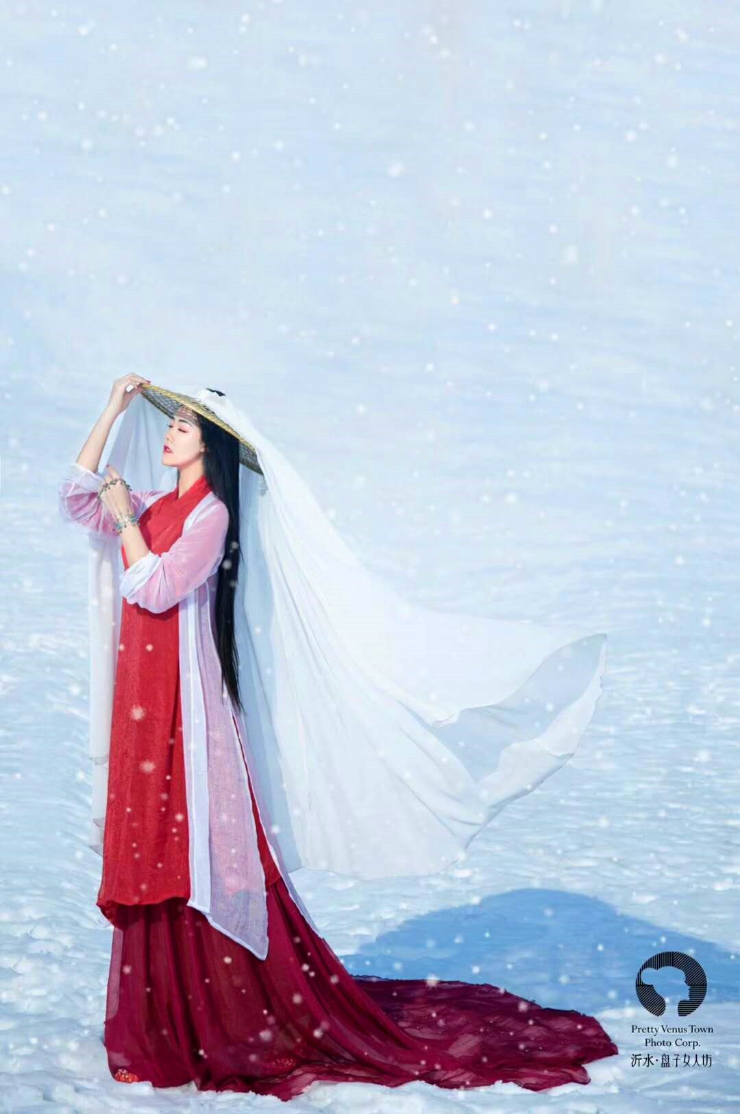 惊艳摄影师镜头里的冰雪美人美得令人窒息