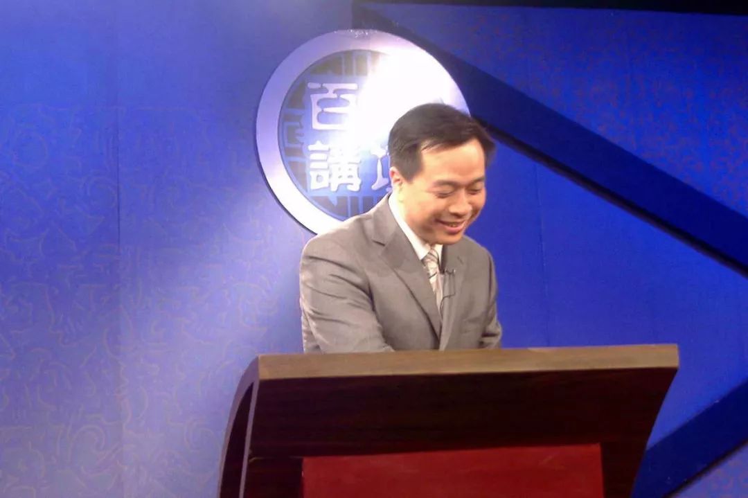 经典咏流传康震教授自带流量但不哗众取宠的诗词男神