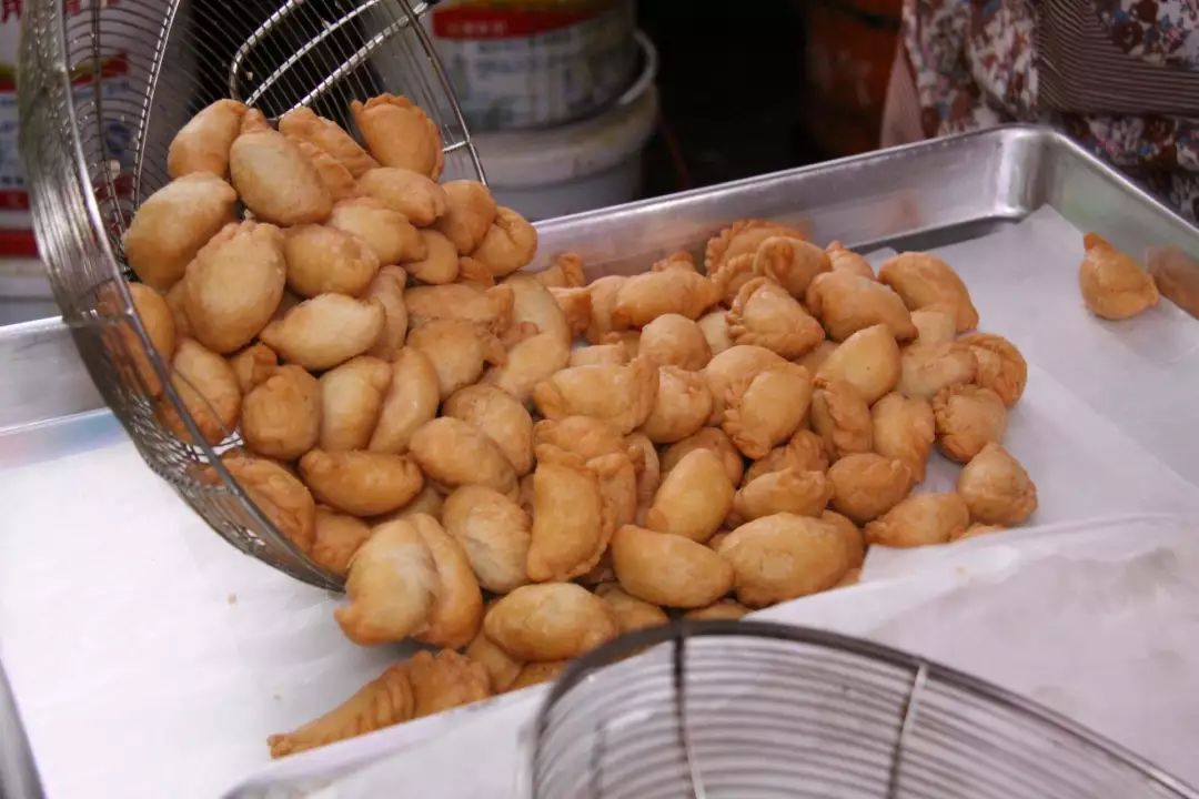 广州街坊忘不了的传统年味小吃!|小吃|鸡仔饼|椰蓉