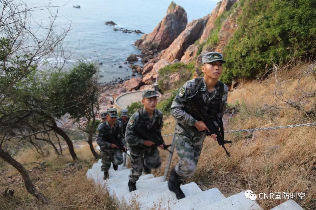 新兵满月用镜头记录东瑁洲岛新兵的这些第一次