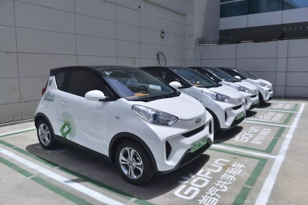 仅在去年年底国内投入分时租赁的电动汽车约8