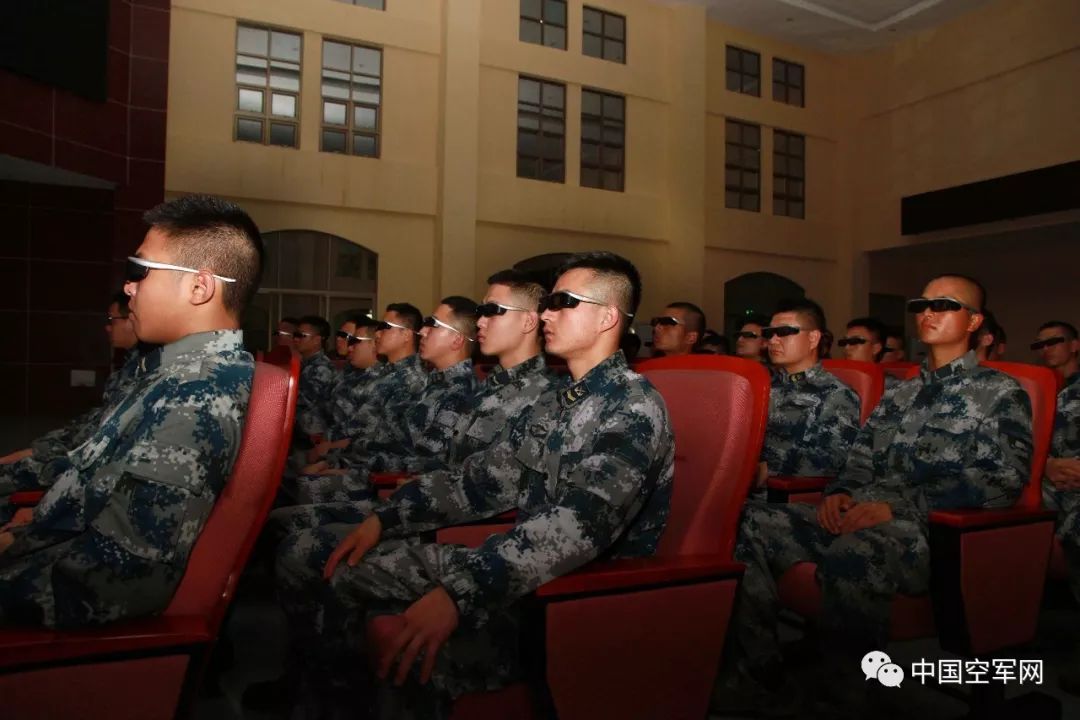 没想到,在部队过年这么潮!|官兵|中国空军|雷达站_新浪军事_新浪网